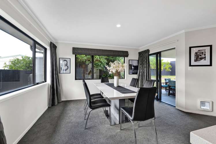 28 Paynters Avenue Strandon_14