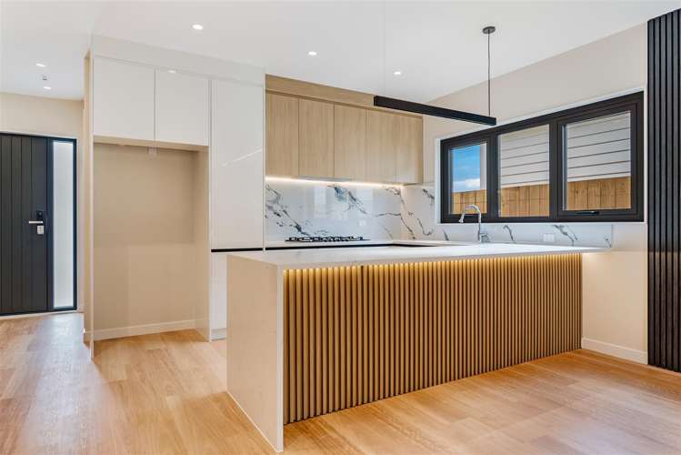 23 whakairo crescent Gulf Harbour_8