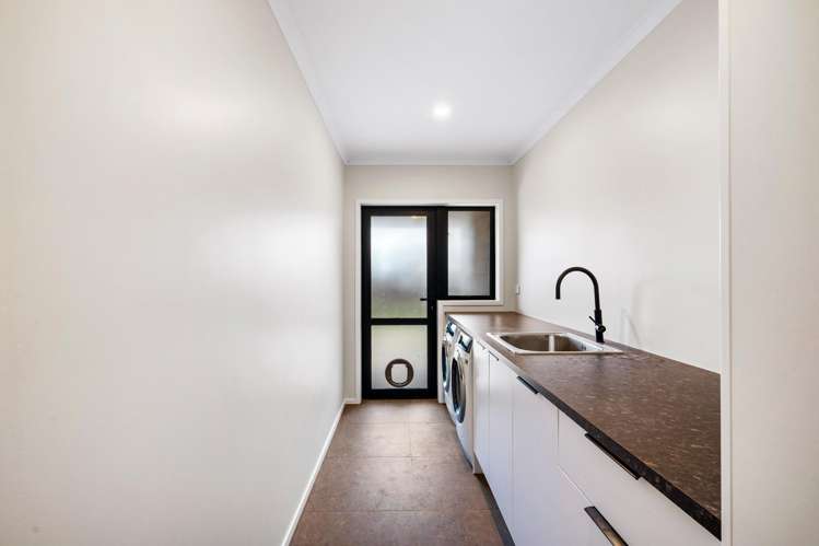 254 Riverbend Road Meeanee_21