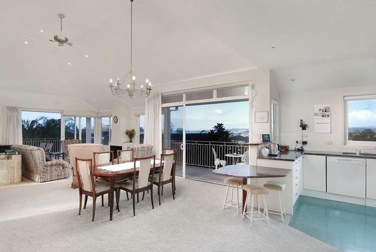 23a Seymour Road Mellons Bay_3