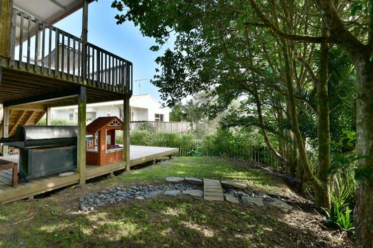 2a Roberta Crescent Orewa_15