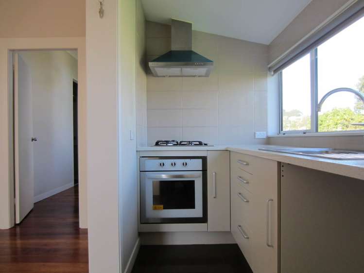 2/29 Kings Road Panmure_5