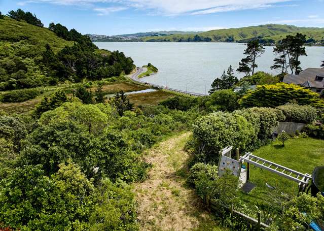 Pauatahanui Inlet Views Section BEO $595,000