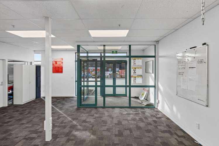 2/25 Baigent Way Middleton_13