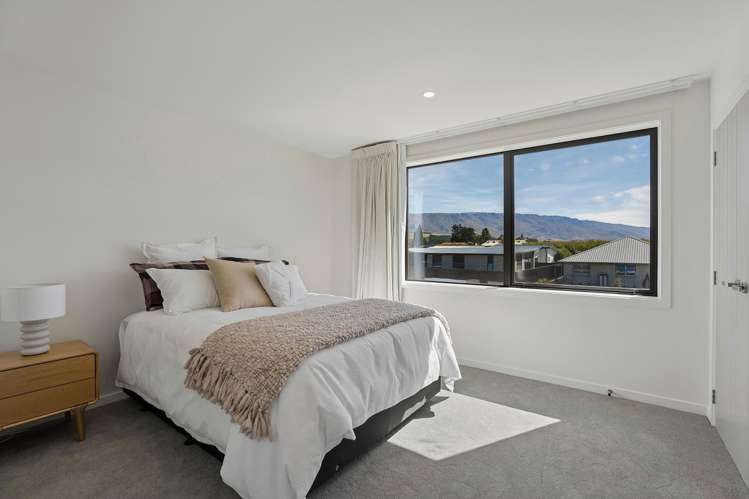 8 Woods Crescent Cromwell_16