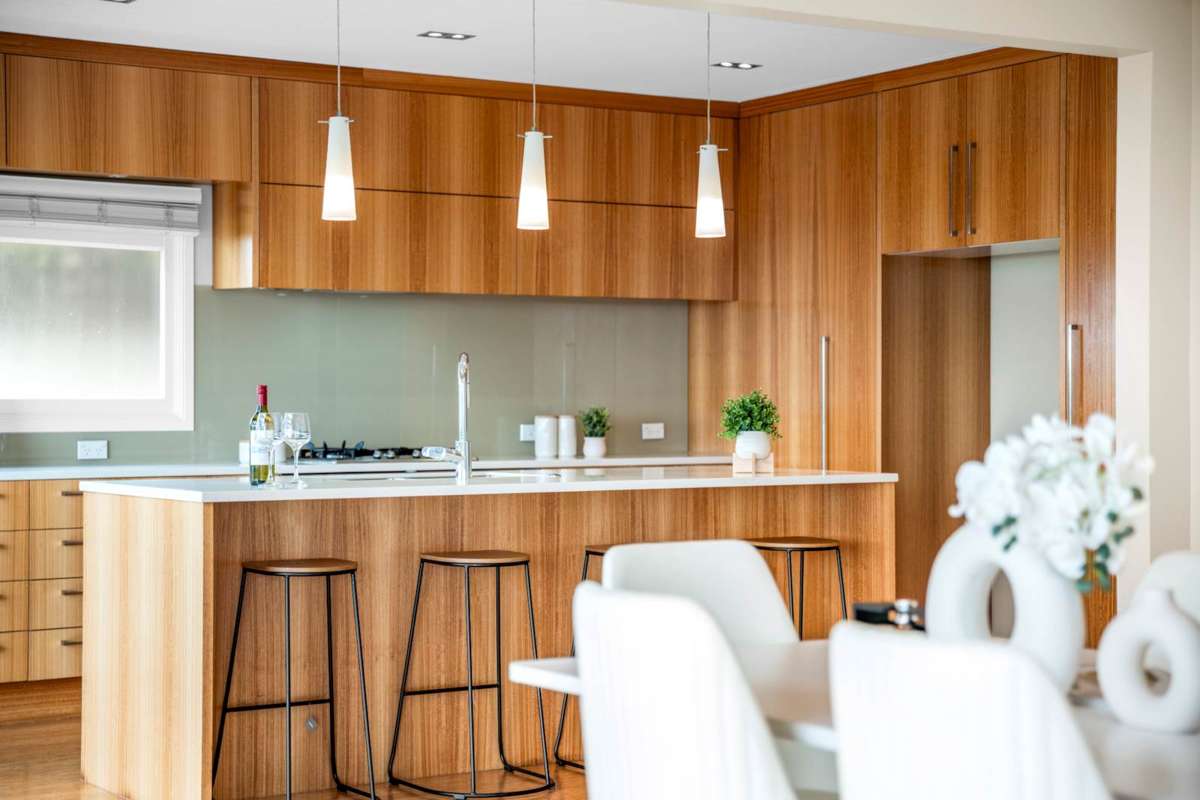 2/349 Glenfield Road_5