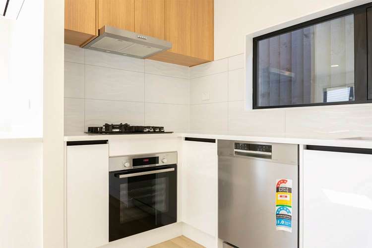32C Windermere Crescent Blockhouse Bay_5