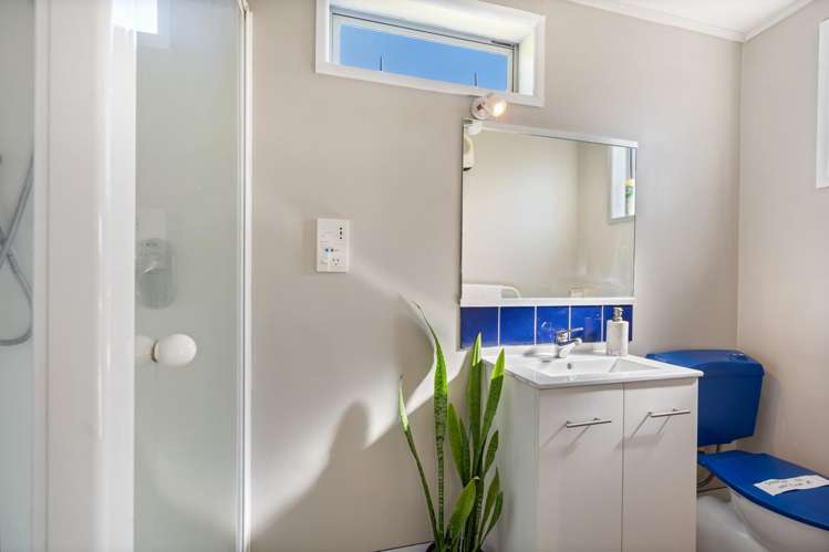 7 Montgomery Avenue Onerahi_10