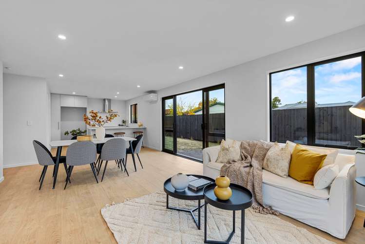 2/10 Farquhars Road Redwood_1