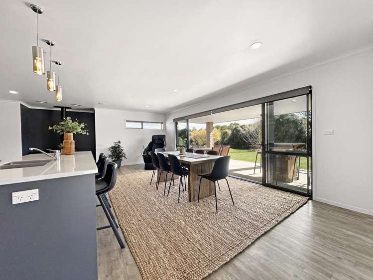 12 Lacebark Drive Kinloch_29