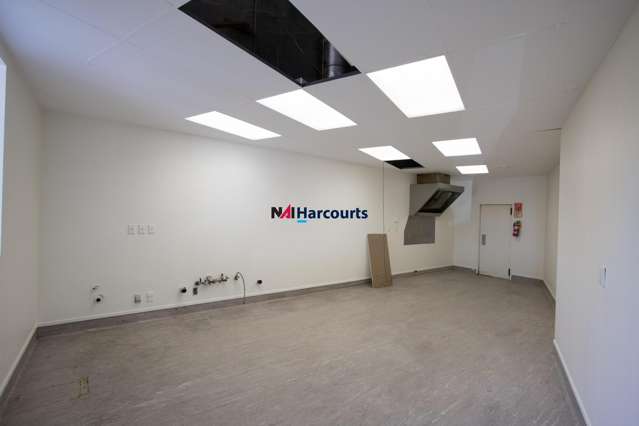 Cafe/60 Constellation Drive Rosedale_4