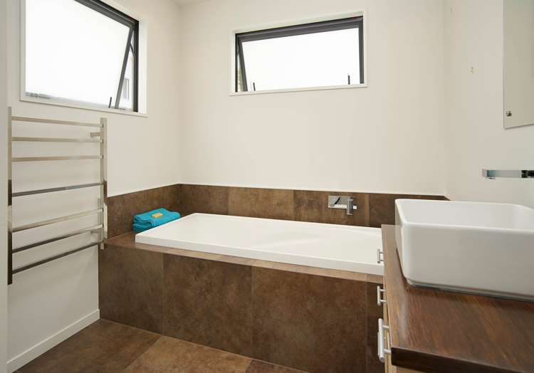 3 Andy Whiting Place Stoke_14