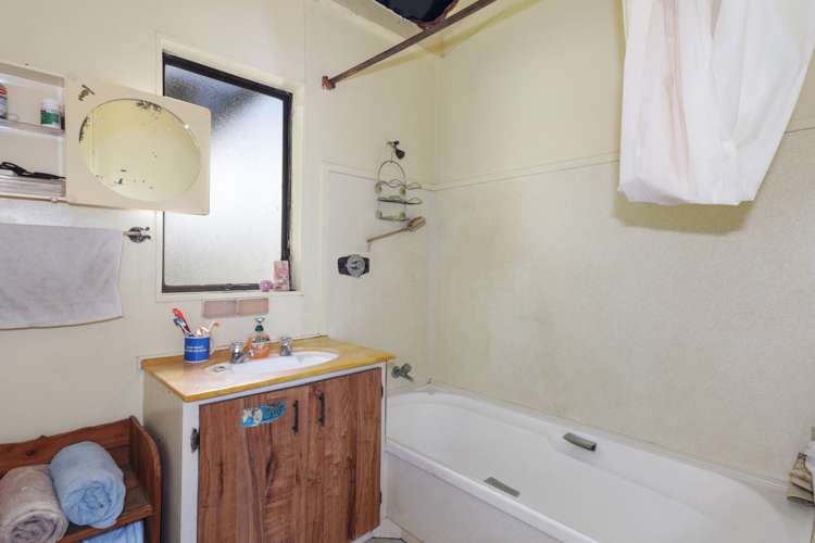 20 Sequoia Crescent Owhata_9