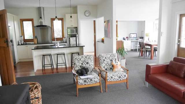 22 St Andrews Square Strowan_4