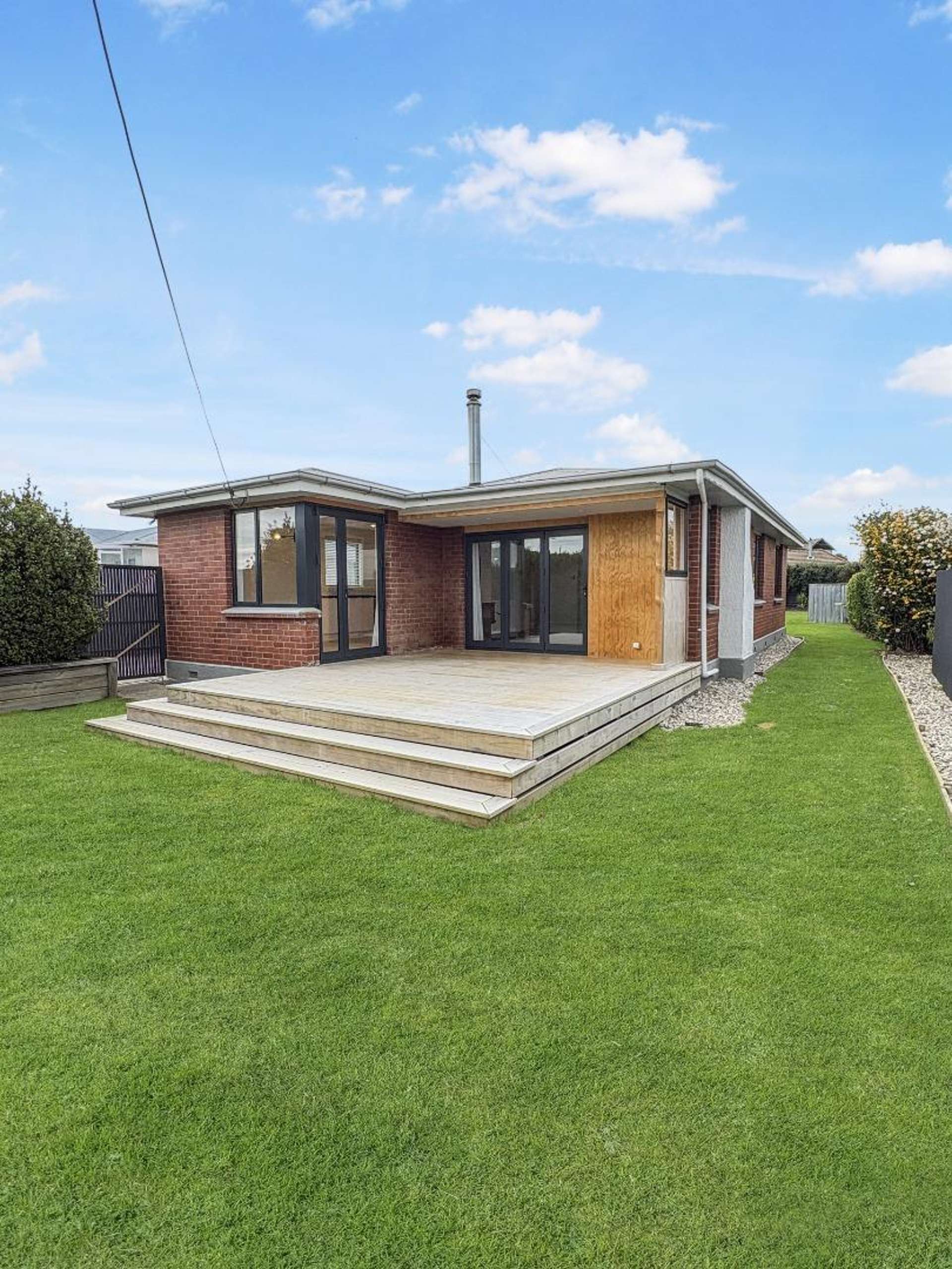 4 Anderson Place 10437_0