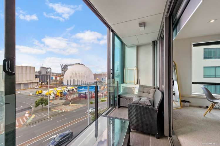 413/4 Dockside Lane City Centre_4