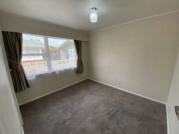 8 Carlson Crescent Silverdale_20