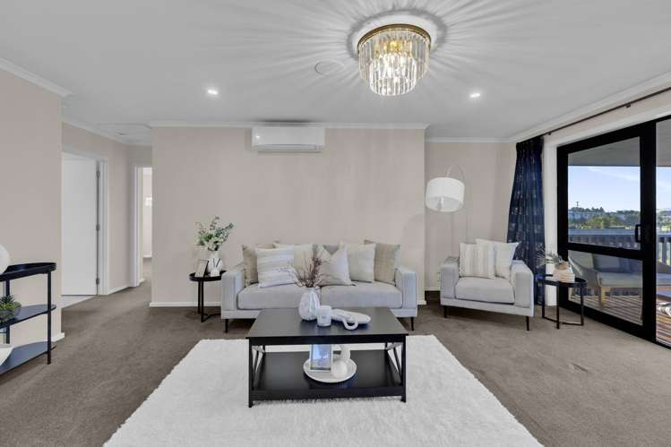 71 Probert Crescent Chartwell_13