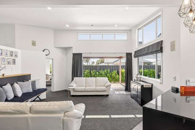 15 Pohutukawa Grove Lytton West_1