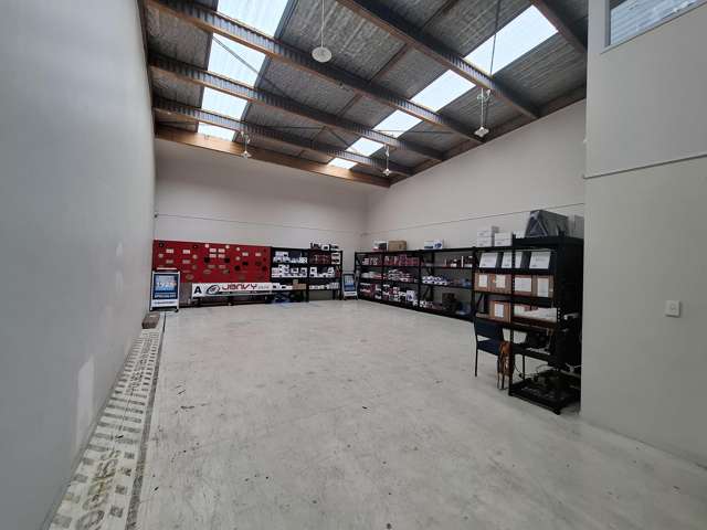 Unit P, 18 Moselle Avenue Henderson_2