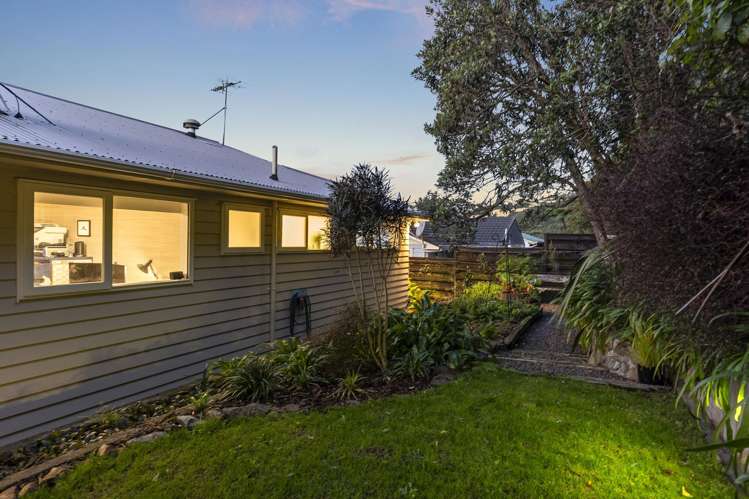 18 Lynmouth Avenue Karori_26