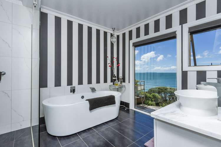 220a Lake Road Hauraki_23