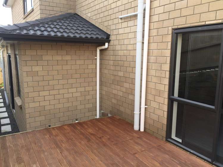 688 Beach Road Browns Bay_16