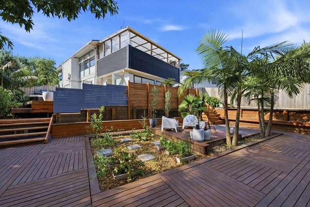 1&2/149 Eskdale Road Birkdale_4