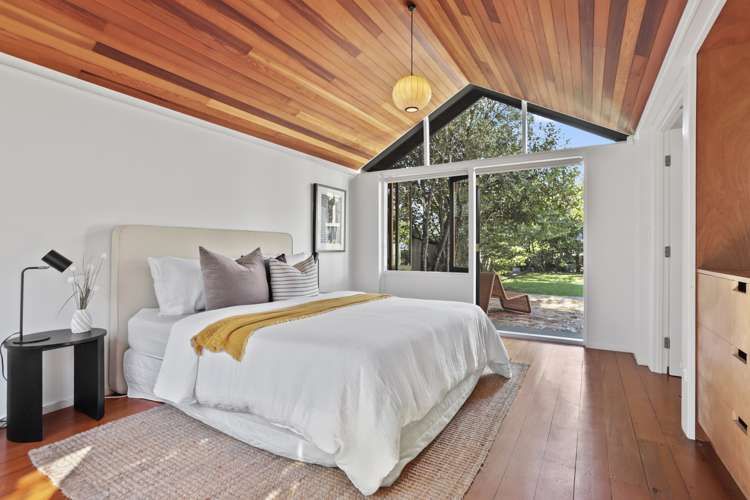 2 Malam Street Glen Eden_12