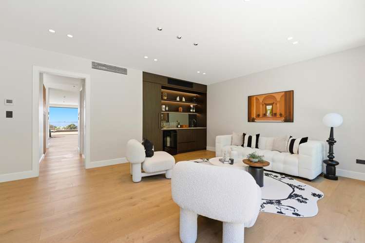 52 Beach Road Castor Bay_15