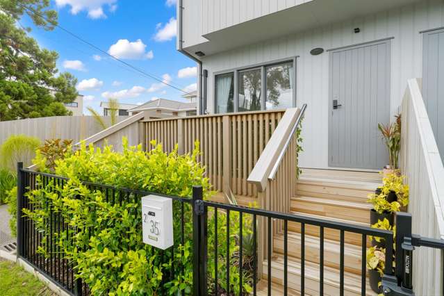 2/35 Renata Crescent Te Atatu Peninsula_4