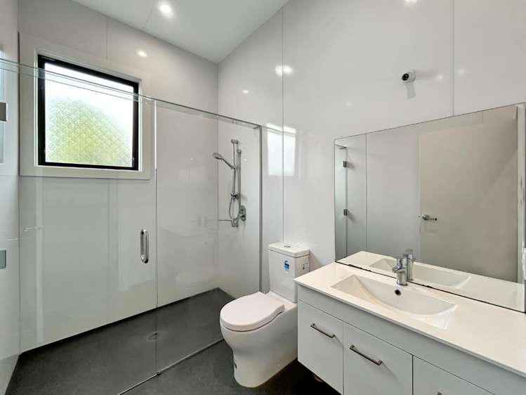 99 Cook Street 2147_8