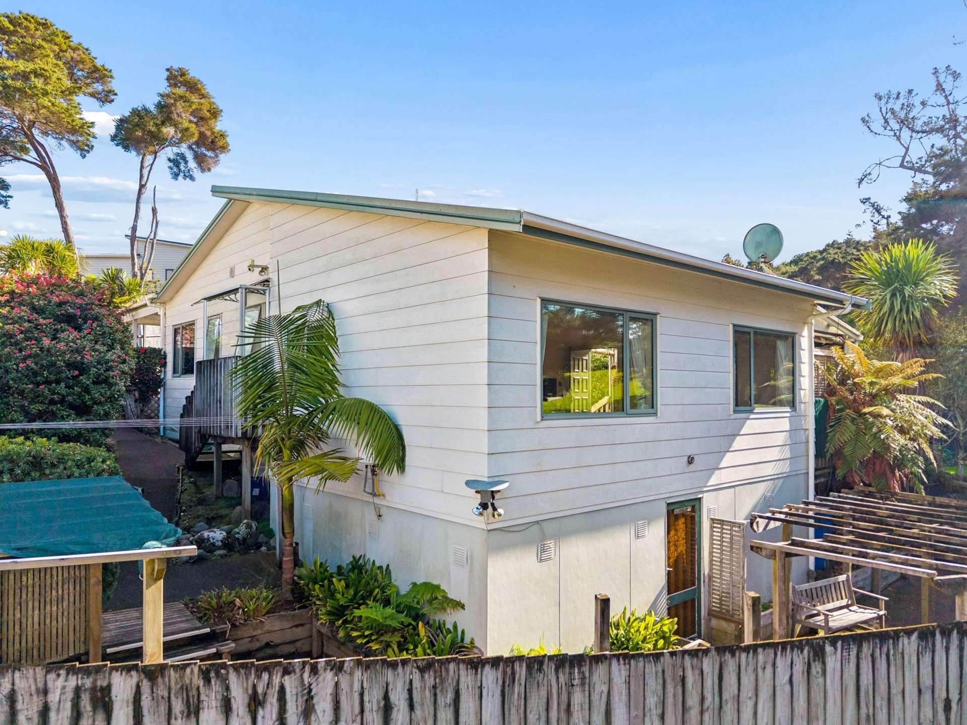30 Shadon Place Stanmore Bay_0