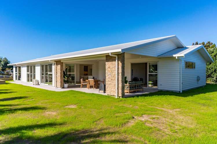 53 Seabreeze Road Mangawhai Heads_35