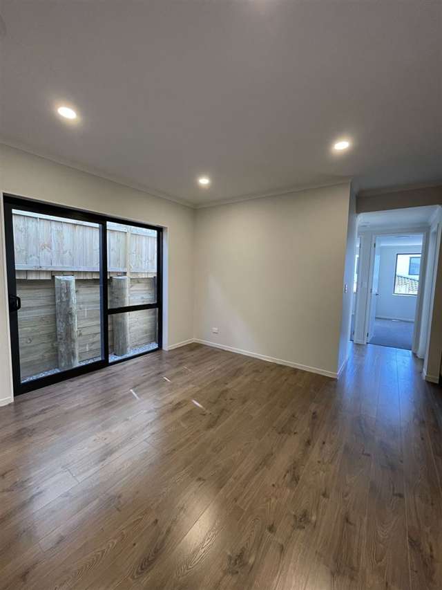 7 Tiro Street Flat Bush_4