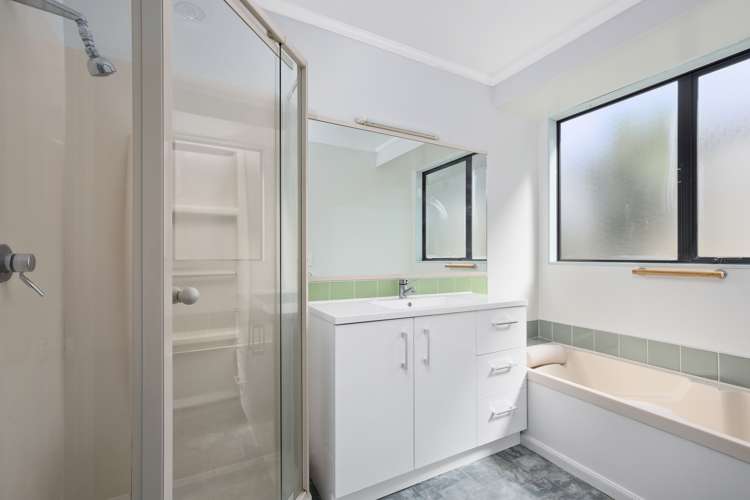 9 Coupland Court Glendene_6