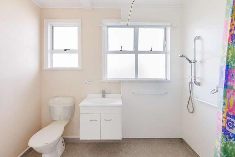 4 Glasgow Street Takaro_8