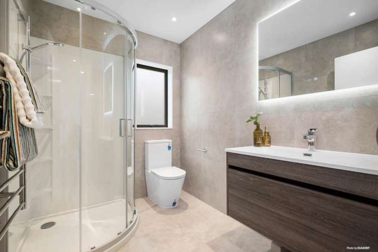 4 Kaupeka Road Orewa_18