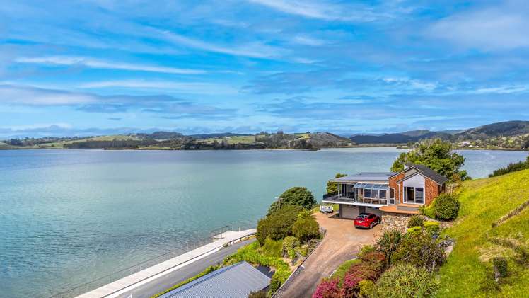 76 Waterfront Drive Mangonui_1