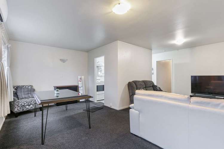 32 Heathdale Crescent Papakura_15