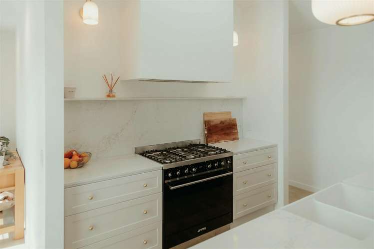 58 Les Wakefield Road_4