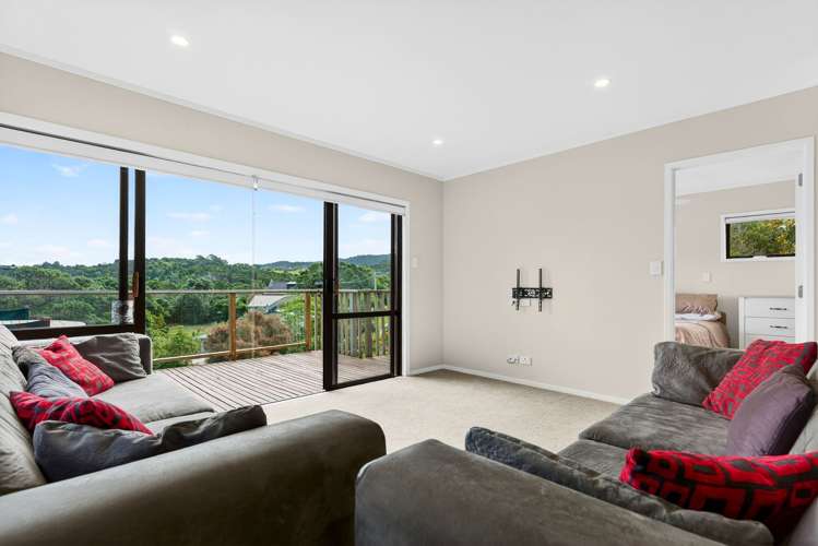 11 Hillside Crescent, Matheson Bay Leigh_6