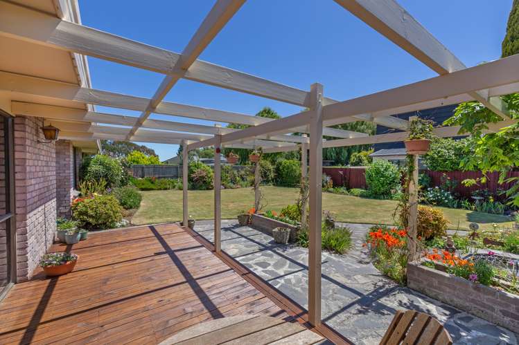 32 Millstream Drive Lincoln_21