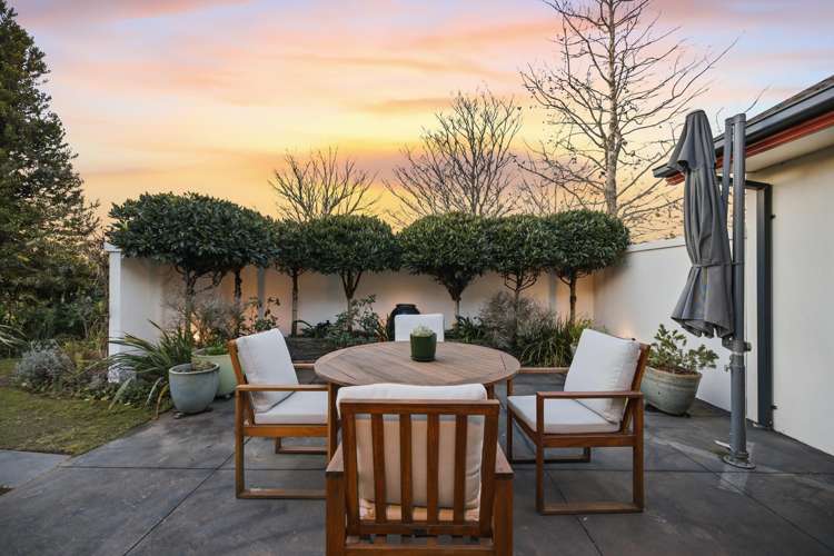 1 Caroline Way Northwood_18