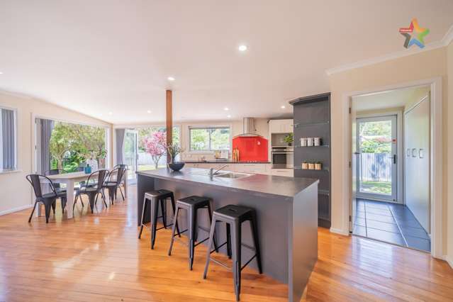 2 Molloys Road Te Marua_2