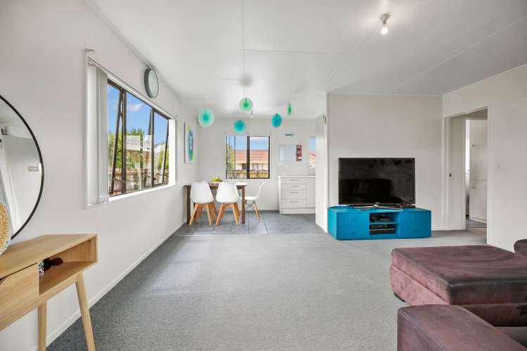 12 Kentucky Crescent Nawton_25