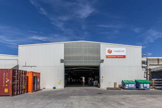 2/180 Maces Road Bromley_3