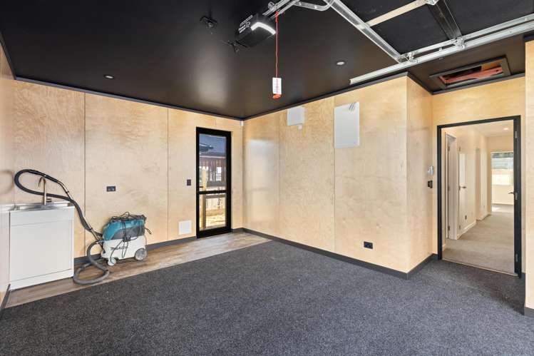 111 Churcher Street Feilding_5