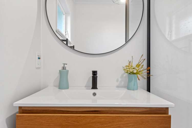 2/13 Jonathan Place Sunnynook_15