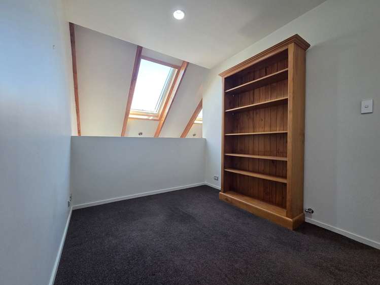 15B La Roche Place Northcote_9